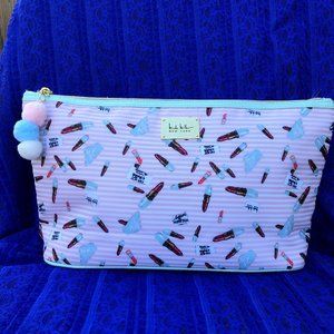 SOLD!! Nicole Miller NYC Extra Large Cosmetic Bag